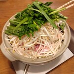 ジャンボショップ - ホルモン鍋で頂きます。