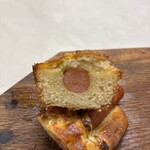 ぱん兄弟 - スパイシーソーセージの断面