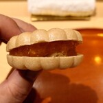 銀座 しのはら - フォアグラ最中