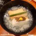 銀座 しのはら - 東寺湯葉と鯛のみぞれ仕立て