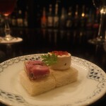 バー ノーブル - チャーム