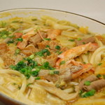 ローズ・エ・ロメオ - もつ煮込みパスタ1580円