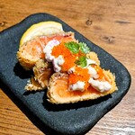 高槻地下酒場 - サーモンレアカツ