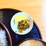 やぶ善 - 箸休めの"お漬物"は、嬉しい二種盛り。