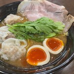 Ryukyu Ramen Apollo - 料理写真: