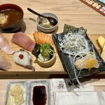 弁慶 - ど迫力定食 ８貫