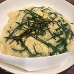 とんぼ - ニラとじ、¥400。卵がふんわふんわで美味！