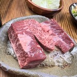 焼肉 初栄 - 
