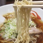 王麺飯店 - 中細めん