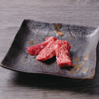 人気No.1！品質と価格を兼ね備えた「百名山奇跡のハラミ」