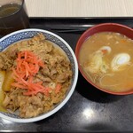 吉野家 - 料理写真:牛丼並と豚汁