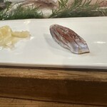 らかん寿し 松月 - 蕩ける食感の湾口のアジ