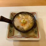 ひろ作 - 湯葉と海胆の小鍋さんでーす。①