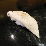 菊水鮓 - あなご　山椒で　2014.12