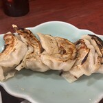 園春 - ニンニク効いた餃子
