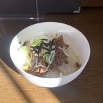 RAMEN CHORAIN ばらの丘店 - ミンチ丼