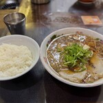 尾道ラーメン 一丁 - 