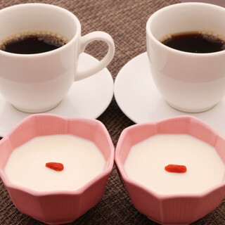 選べるデザートとドリンクで、心温まるおもてなしを