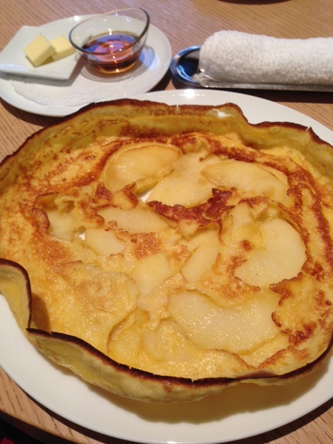 ジャーマンアップルパンケーキ By ｃ ｃ オールデイダイニング オリガミ Origami 溜池山王 西洋各国料理 その他 食べログ