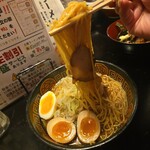 王龍ラーメン - 麺&チャーシューリフト✨