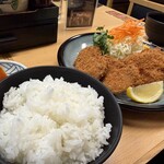 越後とんかつ人参亭 - 