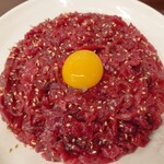 부촌육회 - ユッケ。ここのユッケ有名だけど別のお店で食べたのも同じくらい美味しかったから、並んでまでは、、、笑