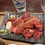炭火焼肉 久 - 