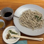 手打そば 孤峰 - 盛り蕎麦（小）