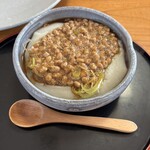 手打そば 孤峰 - そばがき　納豆