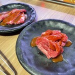 回転焼肉一升びん 名古屋則武新町店 - 切り落としとカルビ