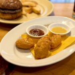 BurgerPOLICE - ナゲットハーフ。