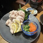 鶏と魚と炭火焼き 燈 - 