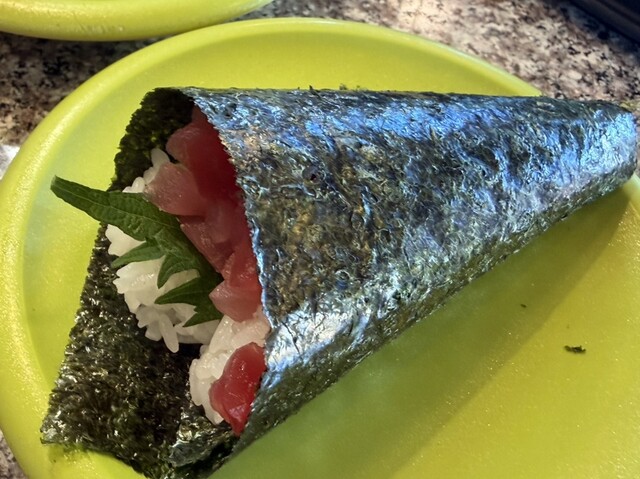 太助寿司 米沢店（置賜）- 回転寿司で楽しむ新鮮ネタとファミリー向けサービス