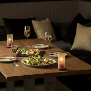 ラウンジ&バー ハカタガワ_0