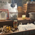 H.A.L. cafe - 