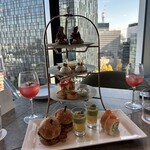 Johnnie's Brasserie - 