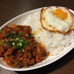 南インド食堂 Coconut&Curry - こちらもちょっと気になっていたドライカレーセット(¥1,050)