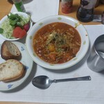 ＤＯＮＱ - 料理写真:リブシチューをバタールでいただく