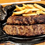 ブロンコ ビリー - 料理写真:噛みごたえある美味しいハンバーグ