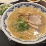 博多麺房 赤のれん - 