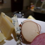 The Riviera Hotel Taipei - ブルーチーズも。