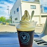 珈琲問屋 - ドリンク写真:コーヒーゼリーソフトクリーム(530円)