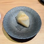 焼鳥高しま - 箸休め（辛子酢味噌on大根）