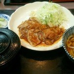 千石 - 黒豚しょうが焼定食