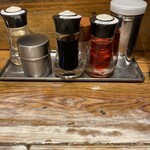 松戸中華そば 富田食堂 - 調味料