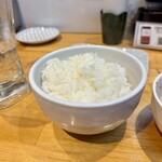 焼肉家 いすか - ご飯(中)