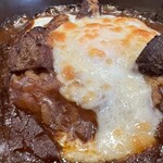 伽哩本舗 - 容器に触れないほどの熱さです！