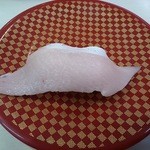 魚べい - ぶりとろ 1皿1貫108円