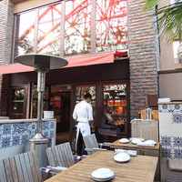Terrace Dining TANGO - ディナー・タイム前のテラス