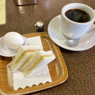 支留比亜珈琲店_0